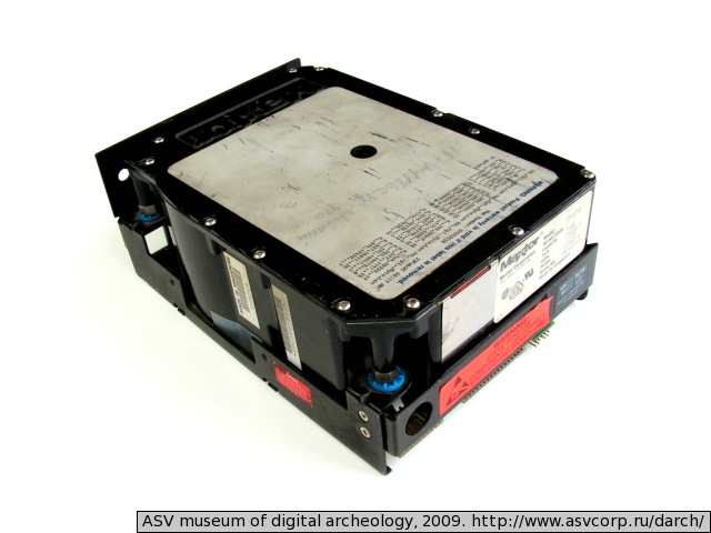 Maxtor XT-4170E Hard disk drive. Rear view.